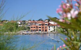 Apartments Myadria